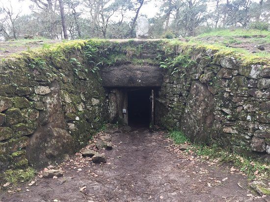 Tumulus et Tombelles de Kernours