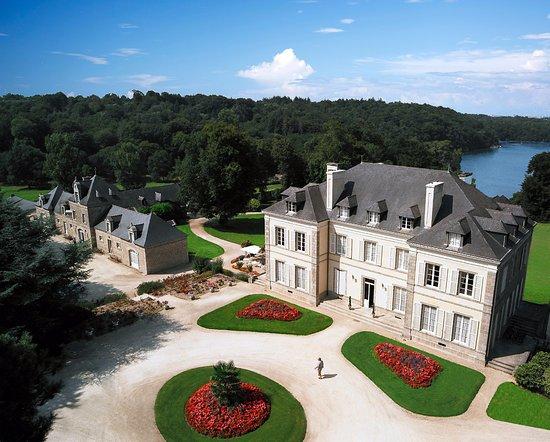 Château de Locguénolé