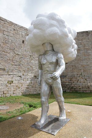 Sculpture l'Arpenteur