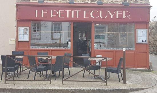 Le Petit Ecuyer
