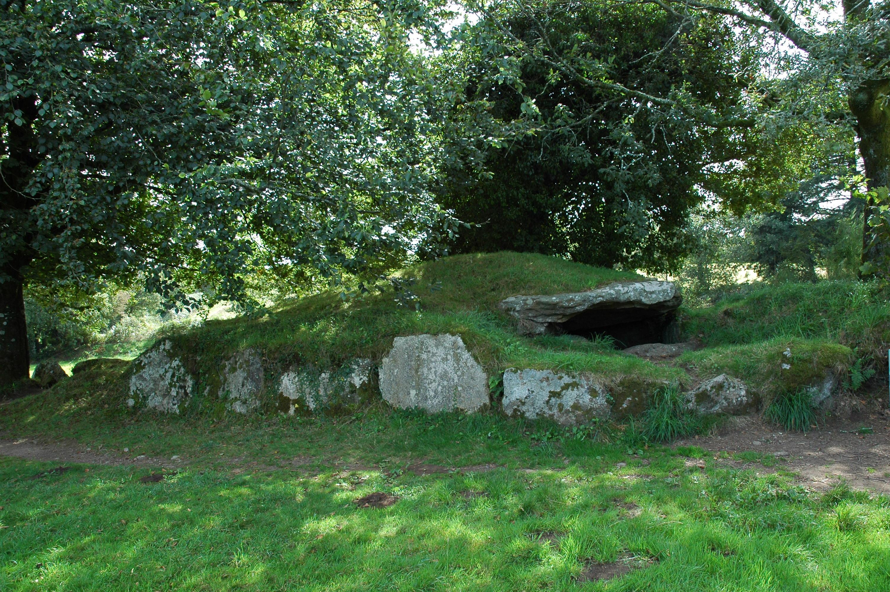 dolmen de la Maison des Fées
