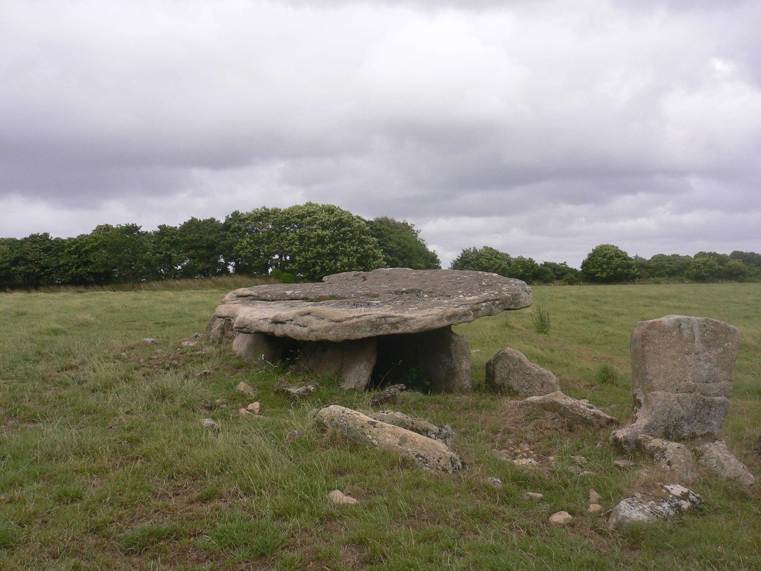 dolmen de Kerviniou
