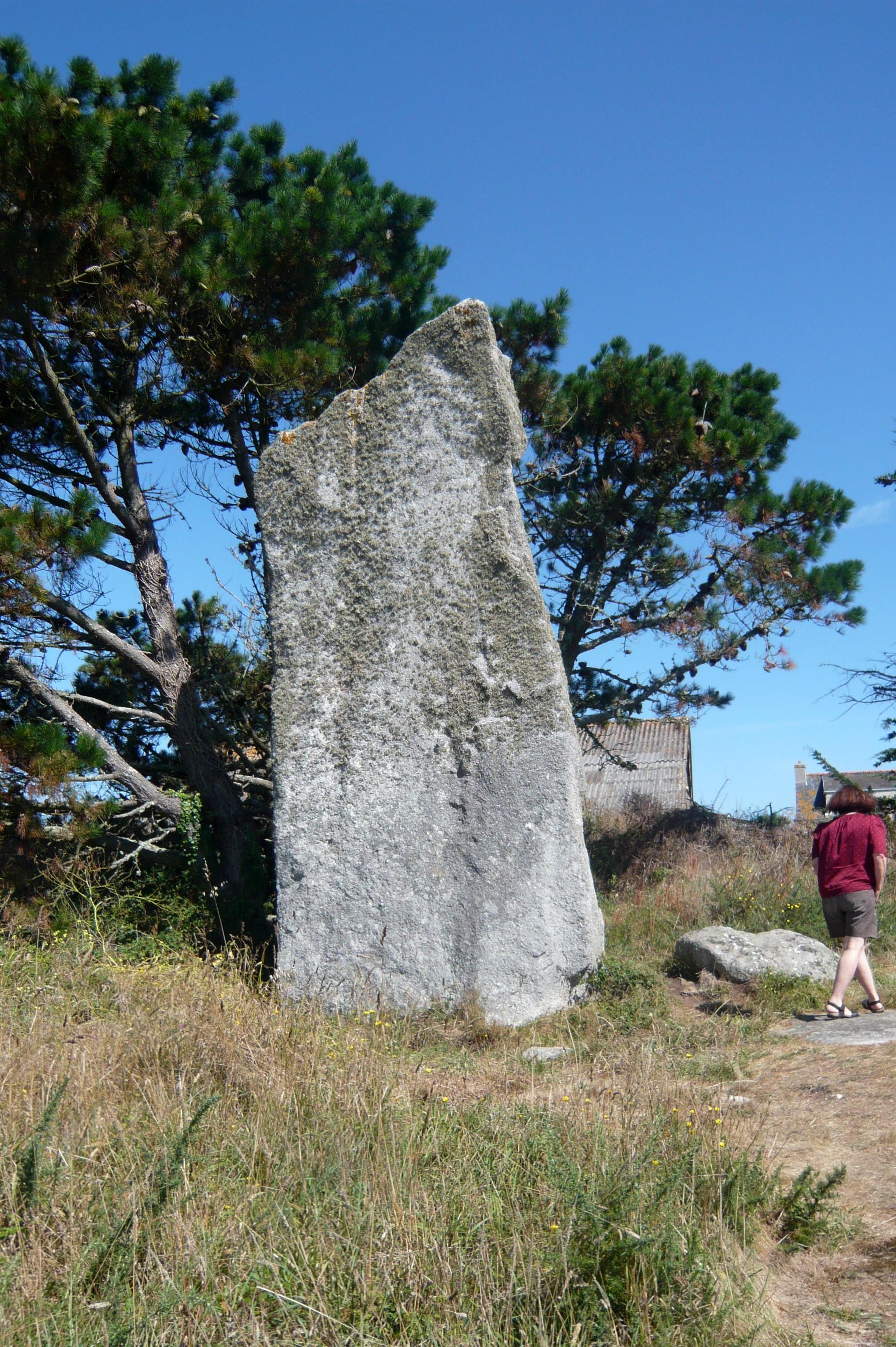 menhir de Squividan
