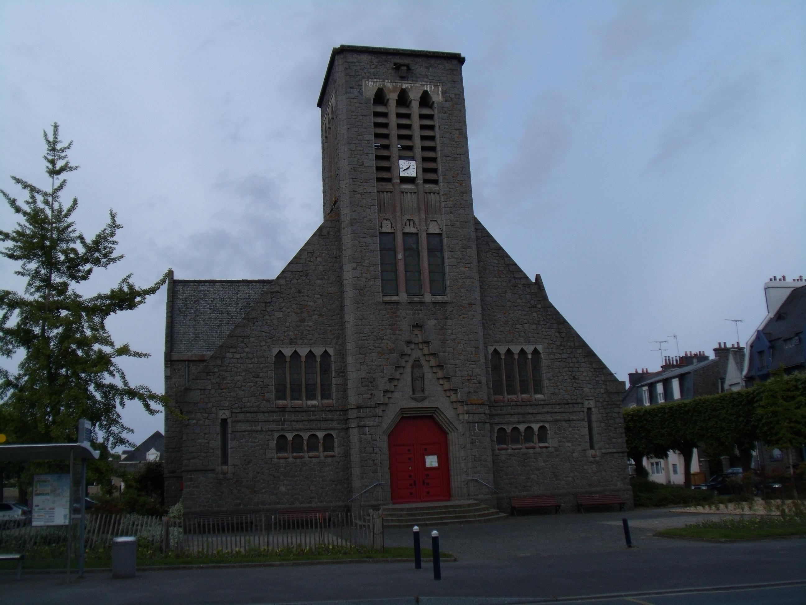 église Sainte-Thérèse de Gouédic