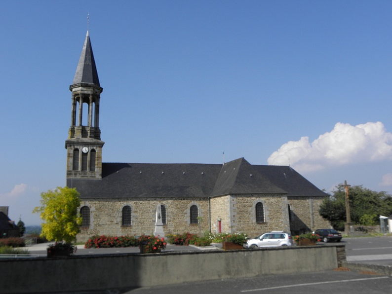 église Saint-Jean-Baptiste de Sougéal
