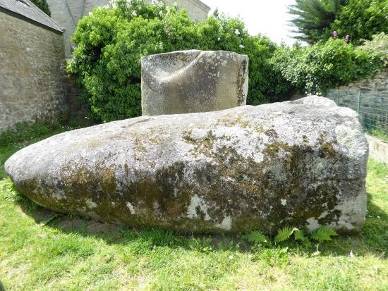 Dolmen de Mané-Rethual